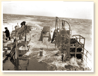 Plage arrire d'une frgate de la MRC au large d'Halifax (N.-.), janvier 1944. - Photo : Dfense nationale - RCN L-4521, CWM Reference Photo Collection - AN19910238-795