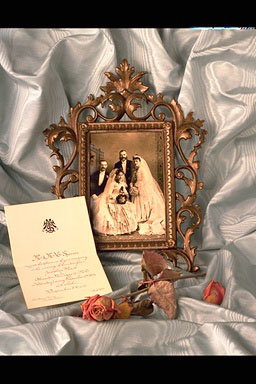Wedding Gown, © CMC/MCC, S89-1715