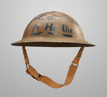 Casque de Donald R. Saxon