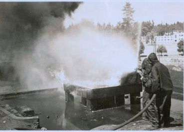 Entraînement des pompiers de la Marine