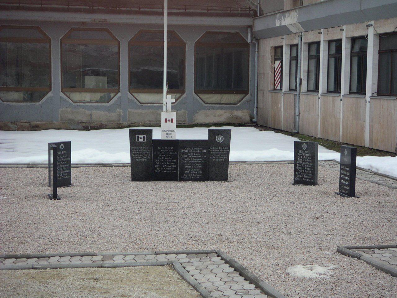 pierre commémorative  Musée canadien de la guerre