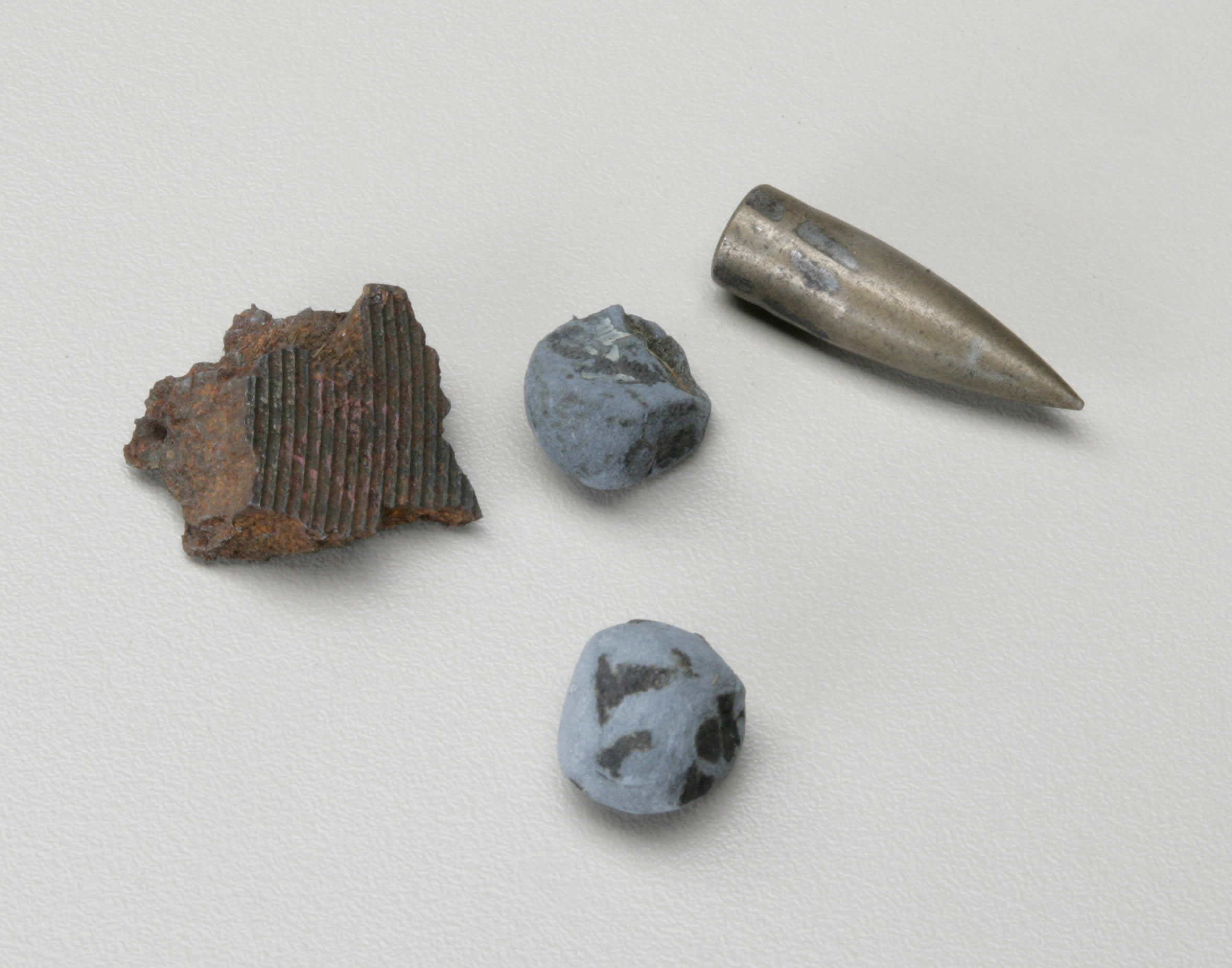 Fragments de shrapnel et balles