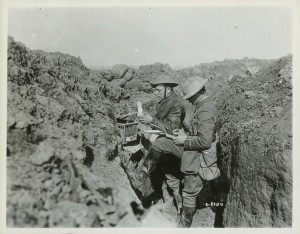 Porte-radio - La Tranchée Militaire