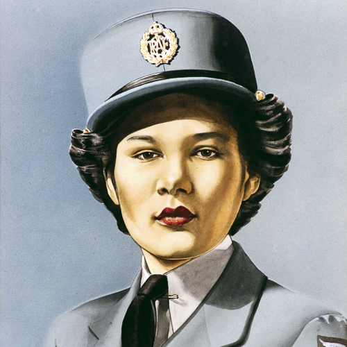 Une femme en uniforme au Musée canadien de la guerre à Ottawa.