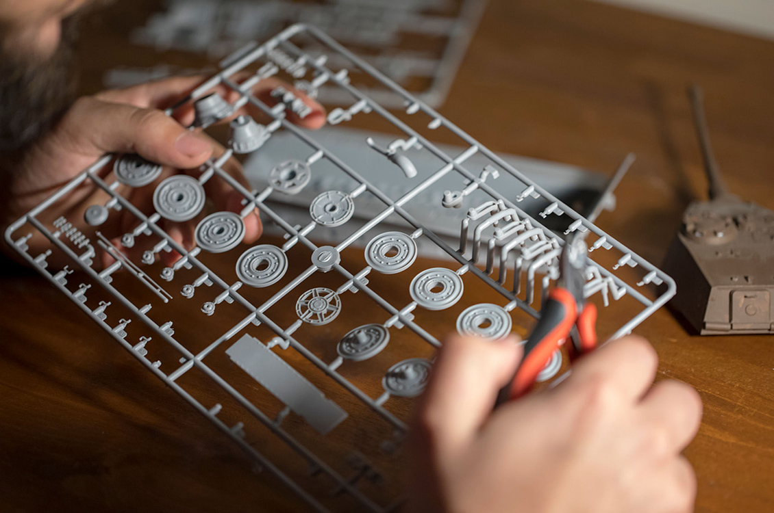 Construction de modèles réduits en plastique
