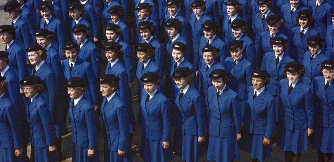 Femmes en uniforme